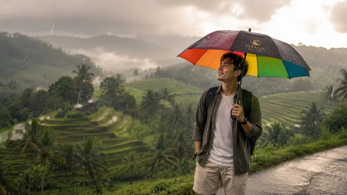 7 Alasan Payung Lipat Compact Wajib Ada Saat Travel Musim Hujan